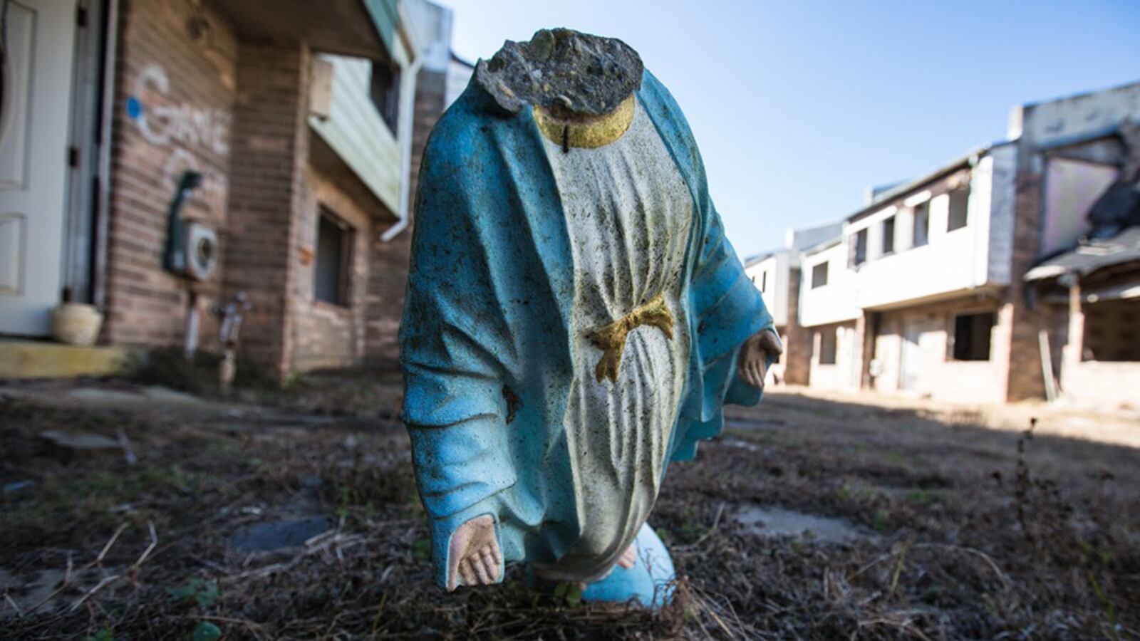 galleries/2014/05/11/ghosts-of-katrina-blight-in-nola-photos/140509-katrina-blight4_z5hvec