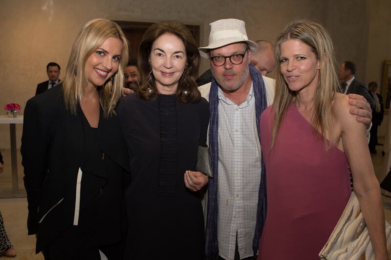 galleries/2013/06/12/the-daily-beast-credit-suisse-s-art-basel-2013-dinner-honoring-theaster-gates-photos/130613-Theaster-Gates-22_zqeszz