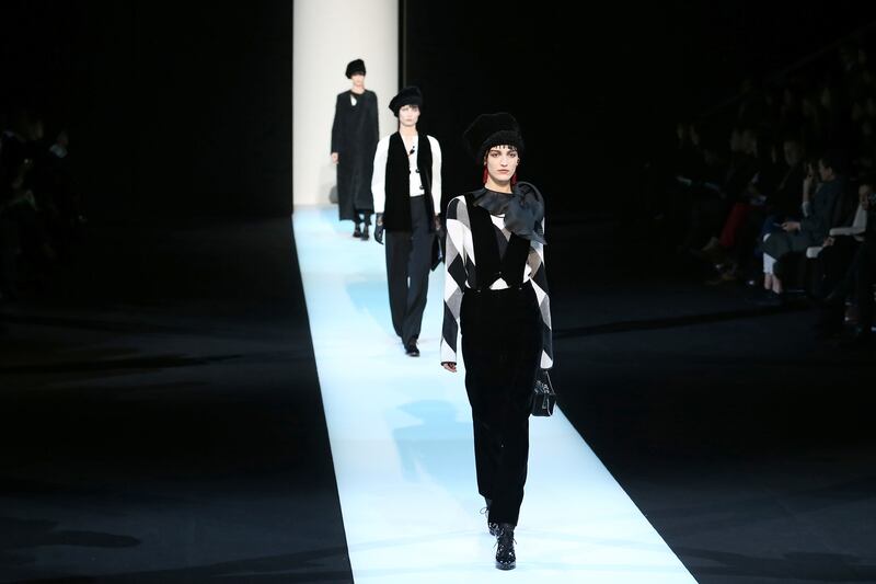 galleries/2013/02/26/from-gucci-to-dolce-gabbana-the-best-of-milan-fashion-week-photos/130225-milan-fashion-wrap-02_uzd2q1