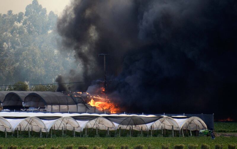 galleries/2013/05/03/inferno-rages-in-southern-california-photos/calif-fire-08_iiauqz