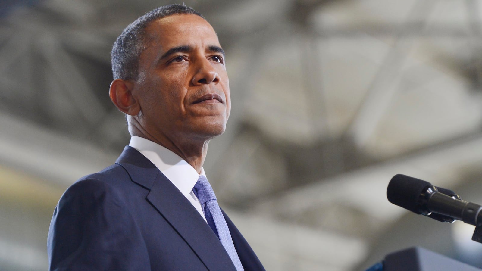 articles/2013/04/09/washington-is-waiting-for-godot-as-president-obama-s-second-term-agenda-stalls/130408-second-term-obama-kurtz-tease_rzmwof