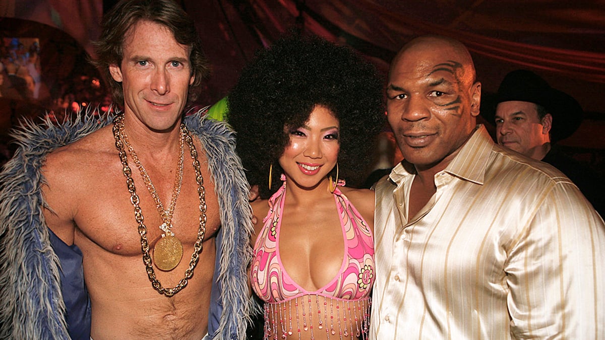 galleries/2011/06/28/michael-bay-s-beauties/mg-michael-bay-mike-tyson_gbgouc