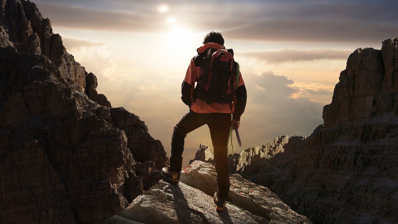 200814-demopoulos-trails-tease_wnfyhe