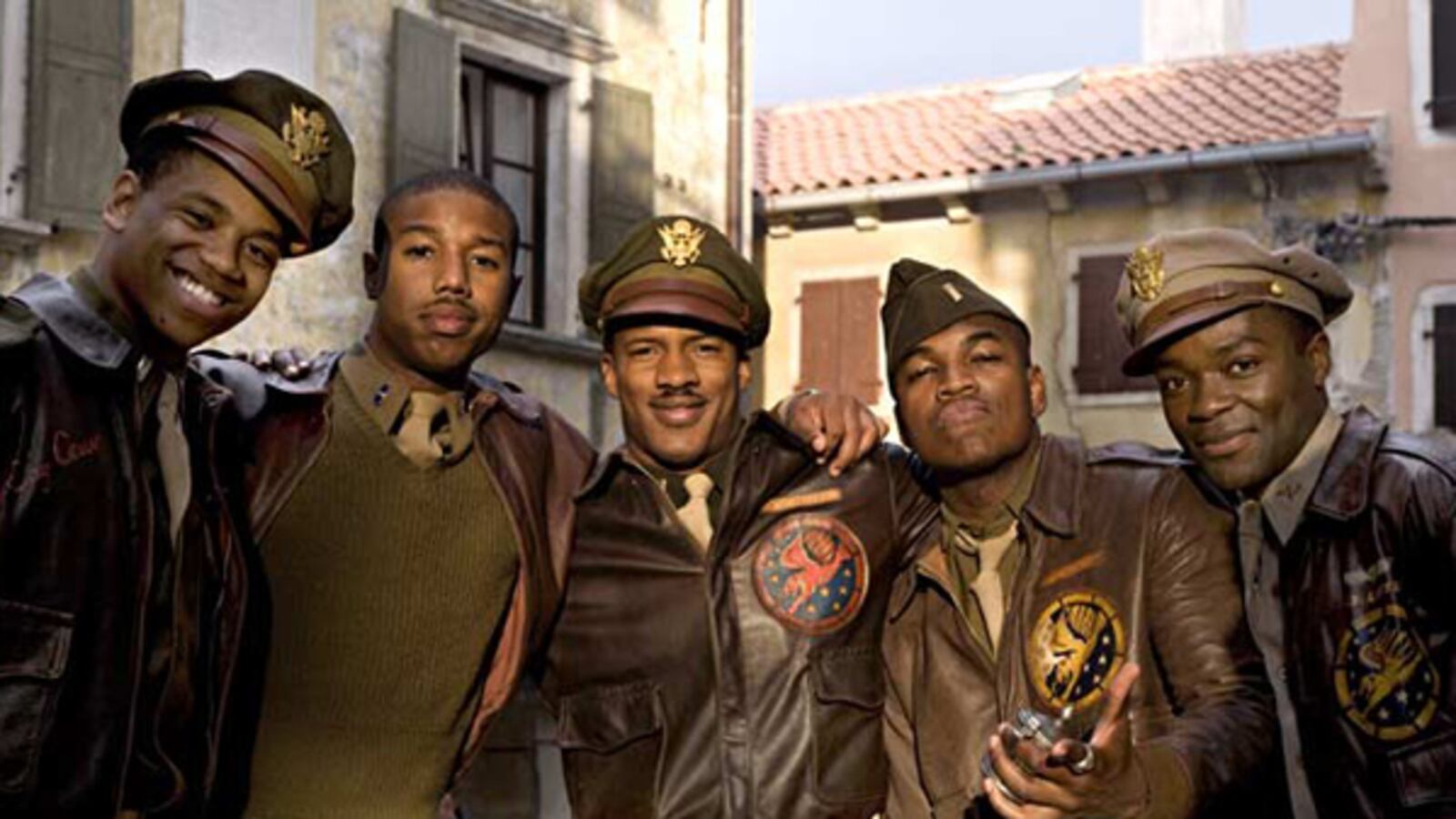 articles/2012/01/15/red-tails-overlooks-the-story-of-america-s-first-black-pilots/red-tails-wortman_hmtumf