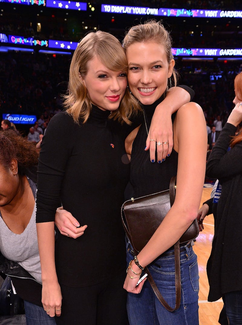 Taylor Swift and Karlie Kloss attend the Chicago Bulls vs New York Knicks game.