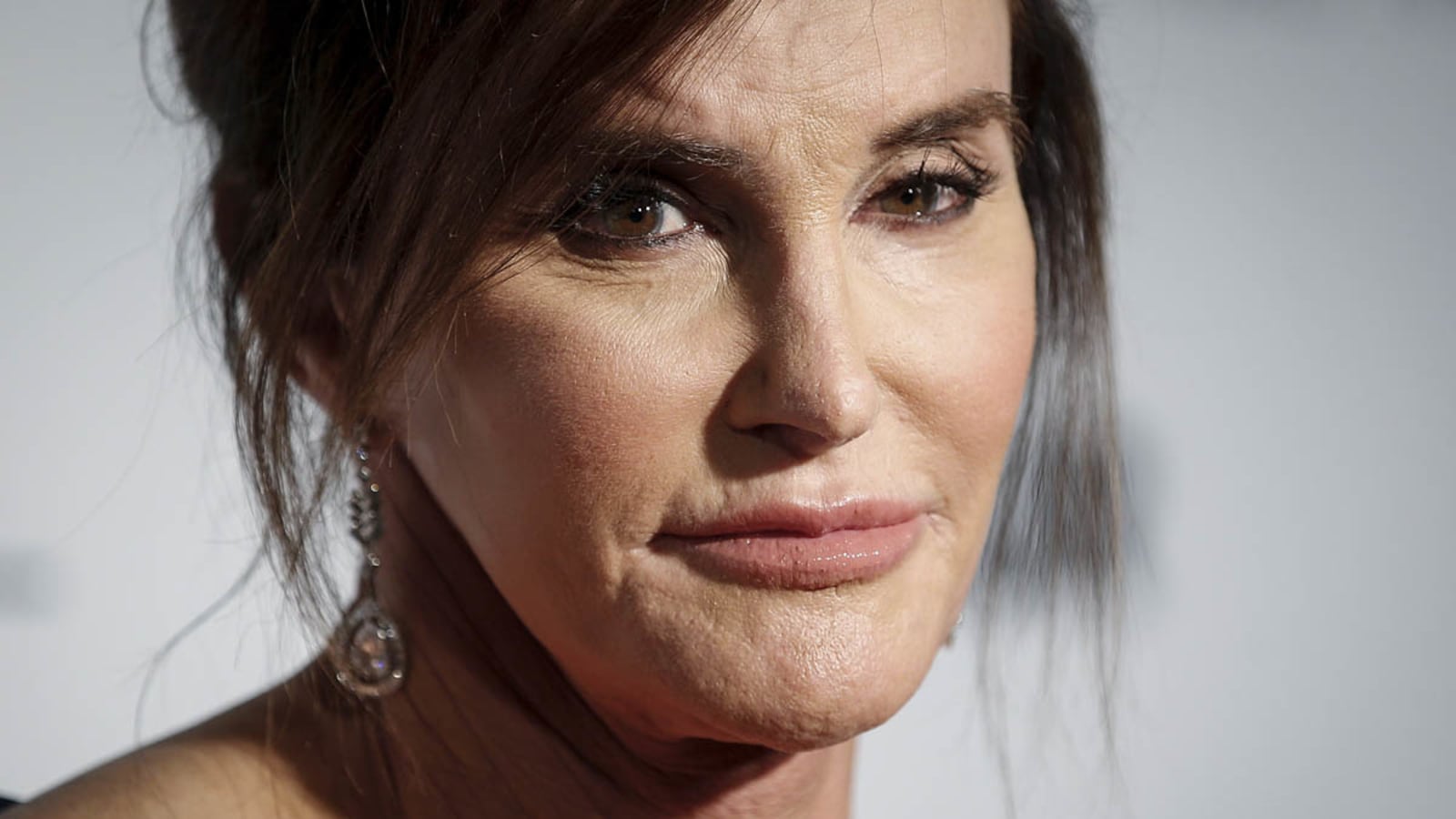cheats/2016/10/12/mccrory-cailtlin-jenner-should-use-men-s-bathrooms/161012-caitlyn-jenner-cheat_afzwj9