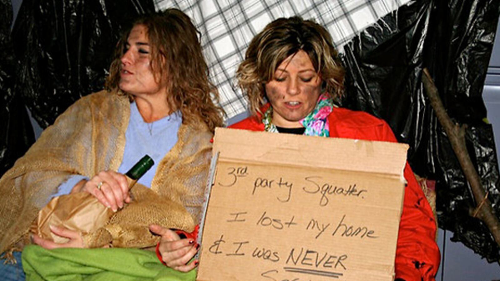 cheats/2011/10/30/foreclosure-firm-hosts-homeless-party/halloween-party-homeless-foreclosure-cs_bpchz4