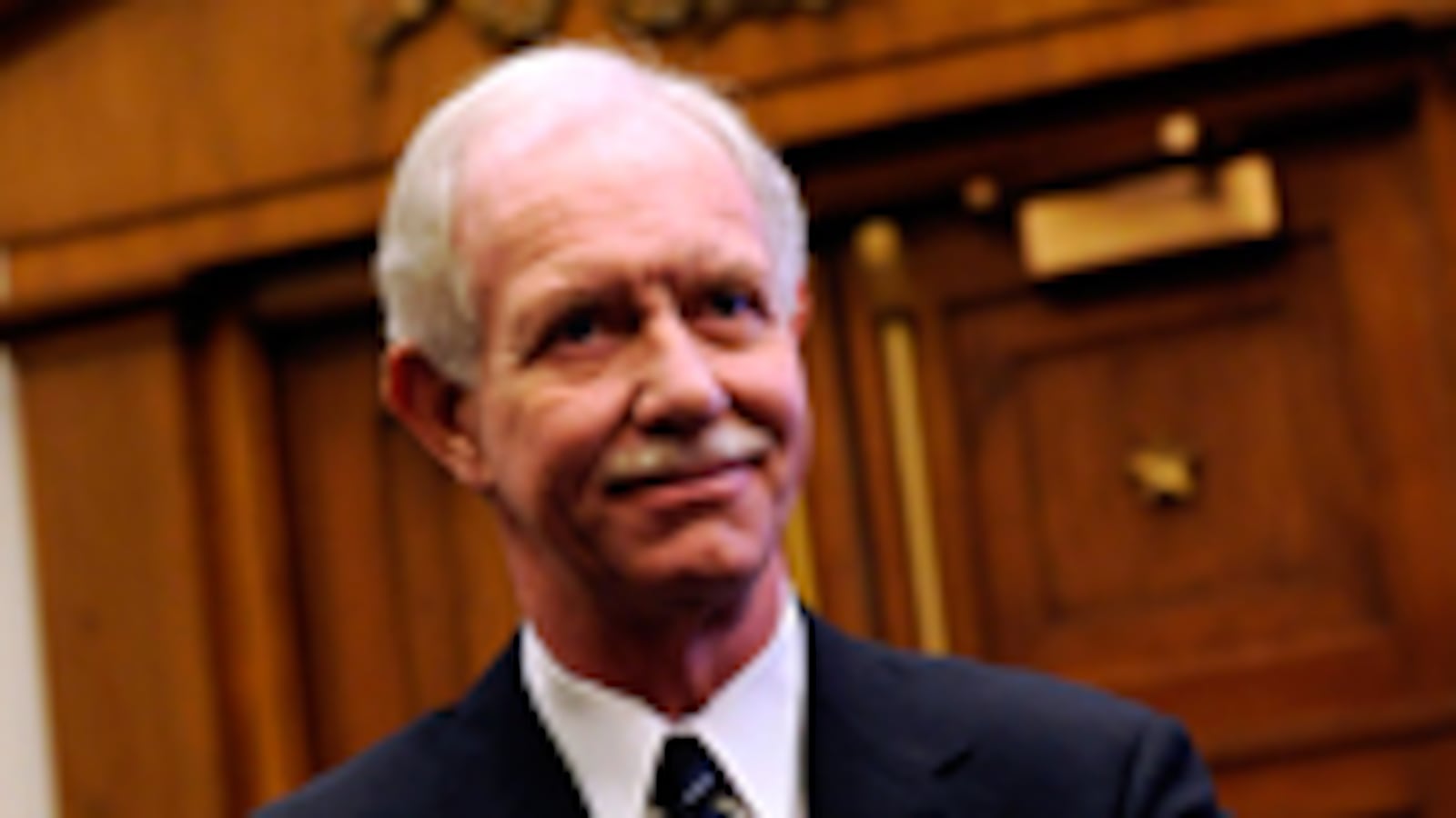 articles/2009/03/11/sully-is-a-poet/chesley-sullenberger-book-deal_17513_zh4hhy