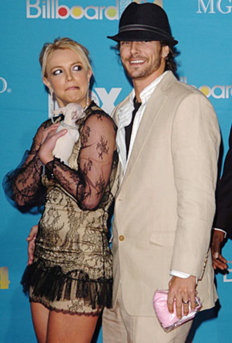 galleries/2009/03/26/hideous-celebrity-breakups/celeb-divorces---britney-spears-kevin-federline_w8gzsc