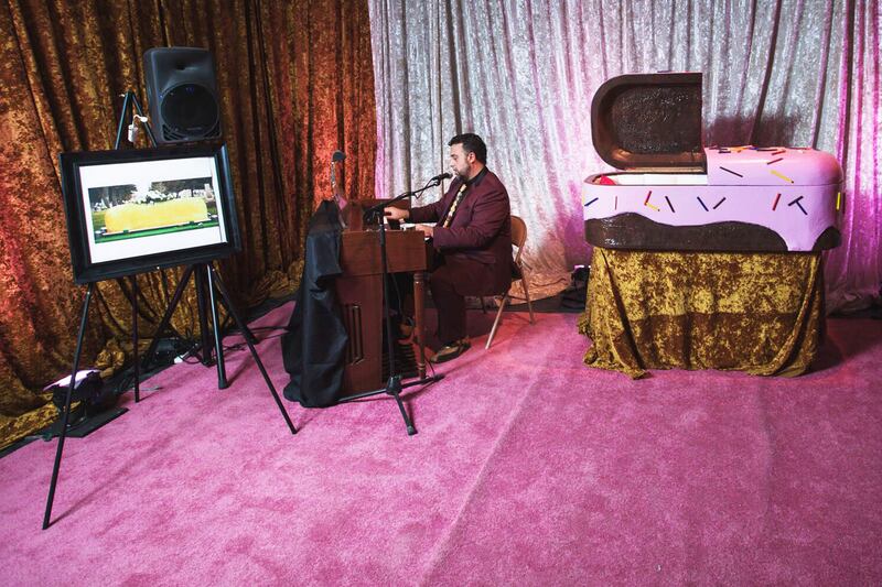 articles/2016/10/12/in-doomocracy-donald-trump-and-hillary-clinton-will-haunt-your-halloween/161012-_Milnes-Doomocracy-embed2_nyuhpw