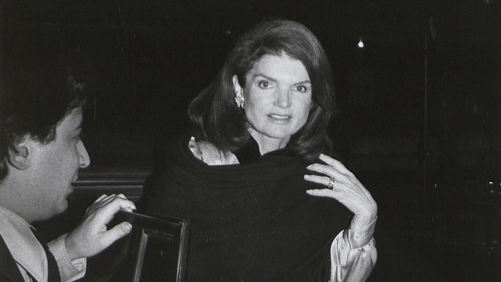 articles/2016/01/23/that-time-jackie-o-dissed-me-at-swifty-s/160122-haden-guest-swiftys-tease_ggsg5i