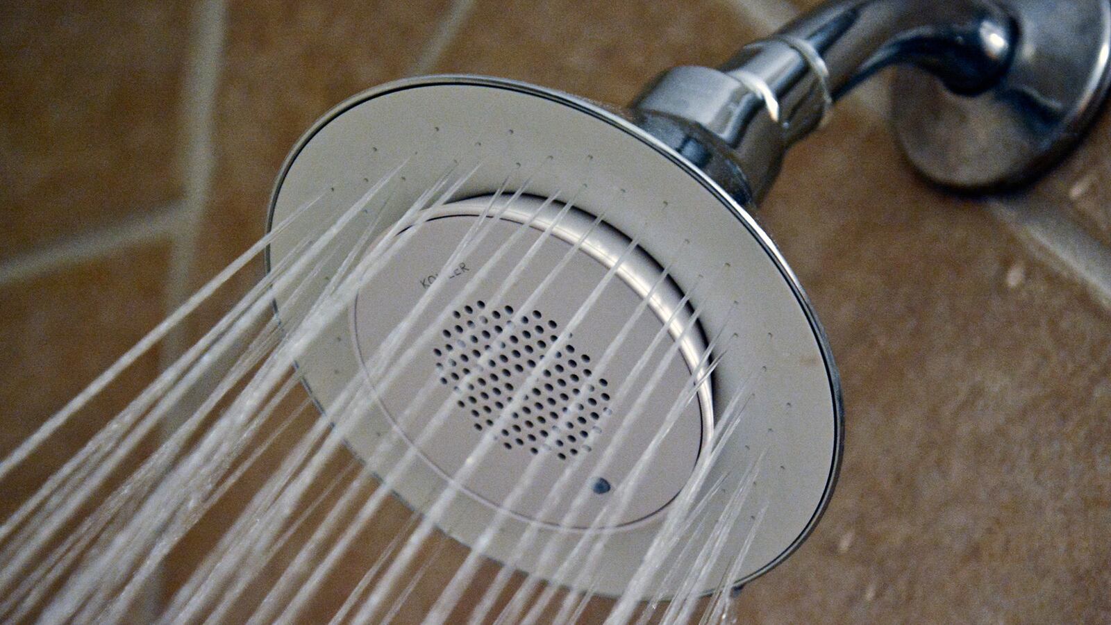 cheats/2014/08/02/toxins-found-in-toledo-city-water/130616-hard-water-cheat_lmkqwg