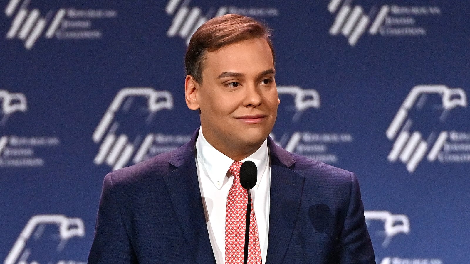 GettyImages-1245862812_jfem79