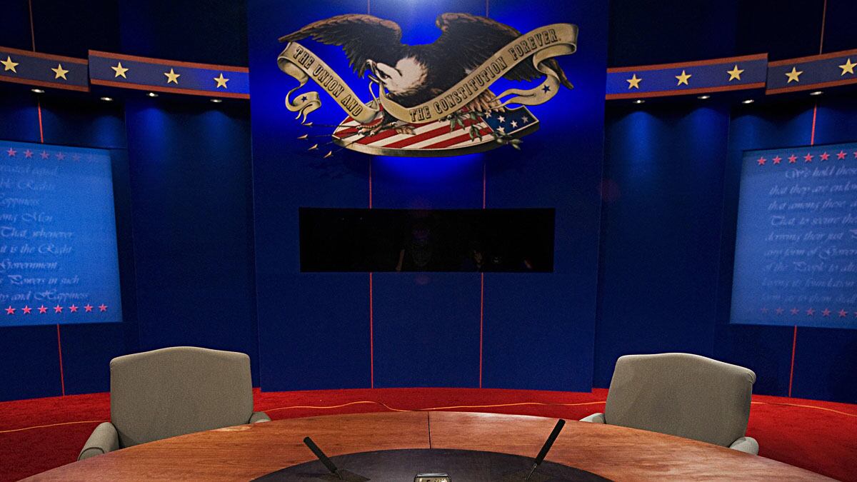 articles/2012/08/02/teenage-girls-on-quest-for-woman-moderator-of-presidential-debates/female-debate-moderator-petiton-cottle_wzlw68