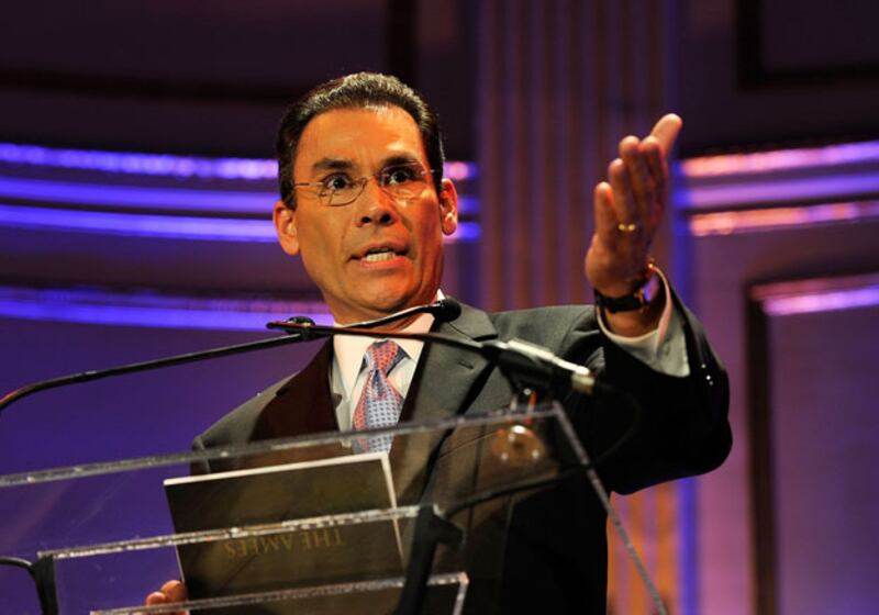 galleries/2010/07/14/everybody-hates-obama/obama-haters---hispanics_yhayjm