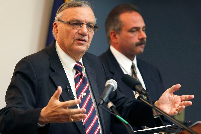 articles/2012/05/24/arizona-birther-renaissance-sparked-by-sheriff-arpaio-secretary-of-state-bennett/arpaio-birther-sterling_ol49d3