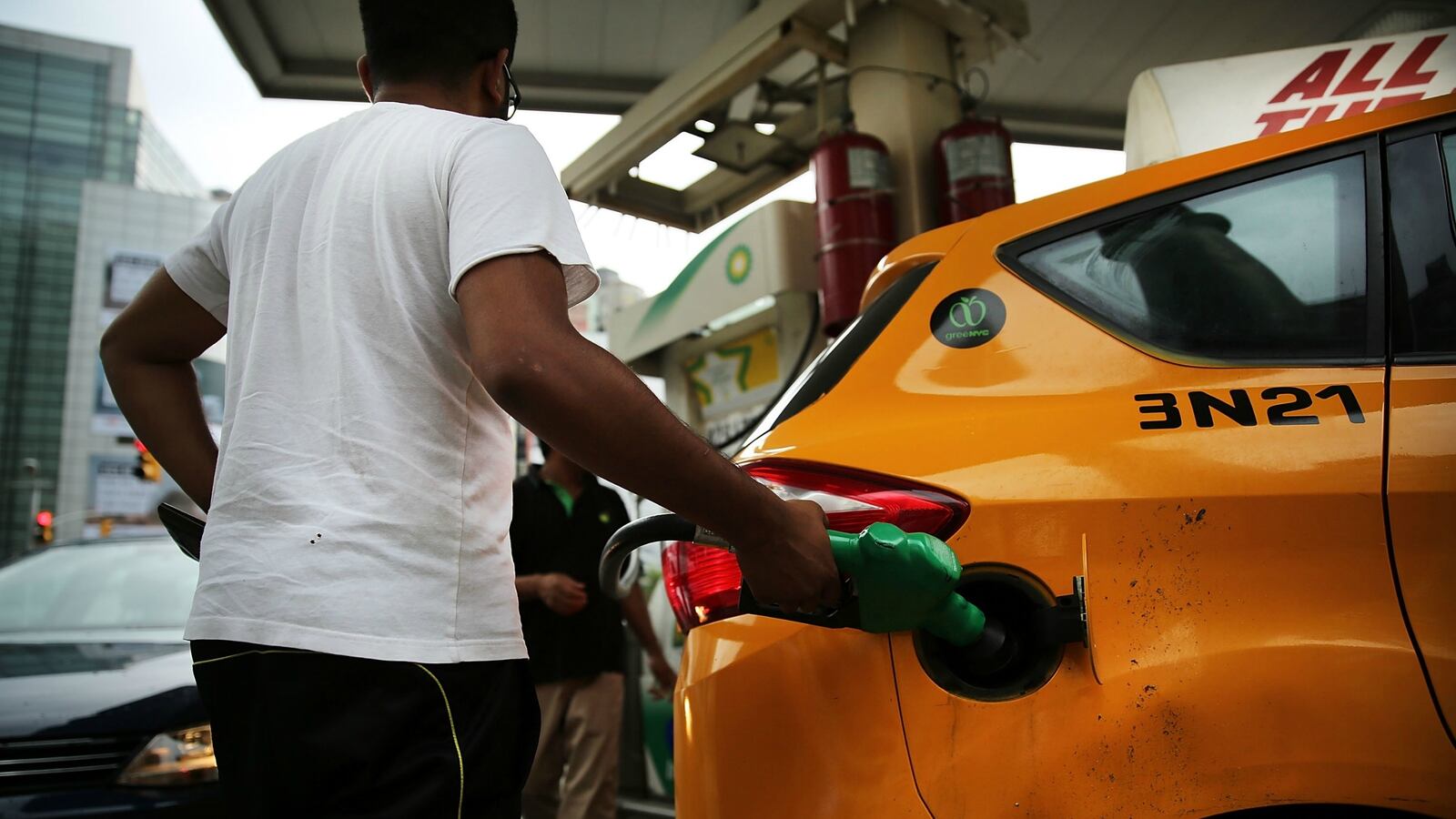 cheats/2014/09/13/body-odor-test-imposed-on-cabbies/140913-cabbies-cheat_vaxerl