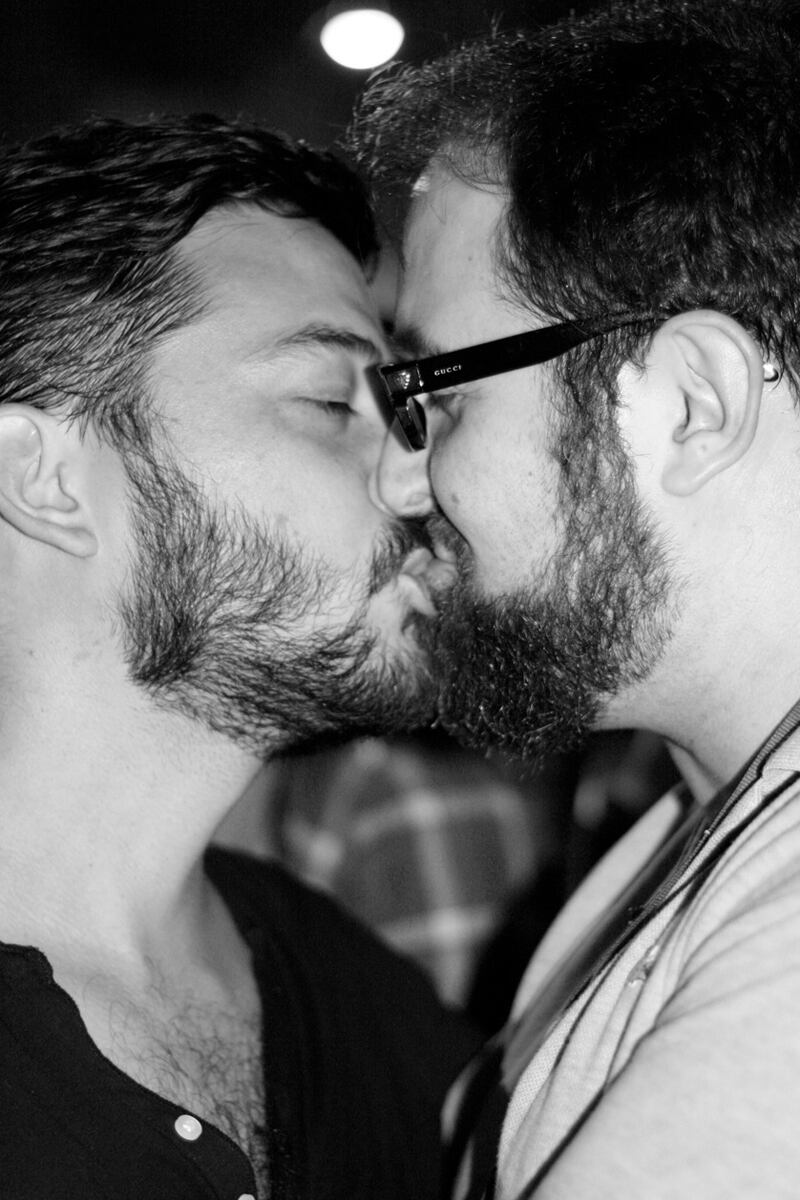 galleries/2011/06/25/new-york-approves-gay-marriage/new-york-gay-marriage-15_w93ta4