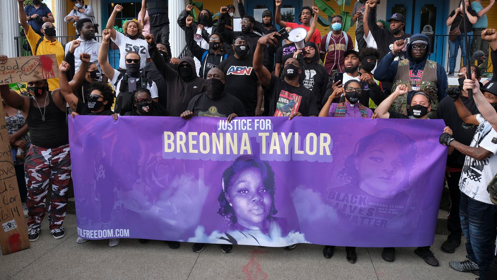 GettyImages-1228713986_qavieb