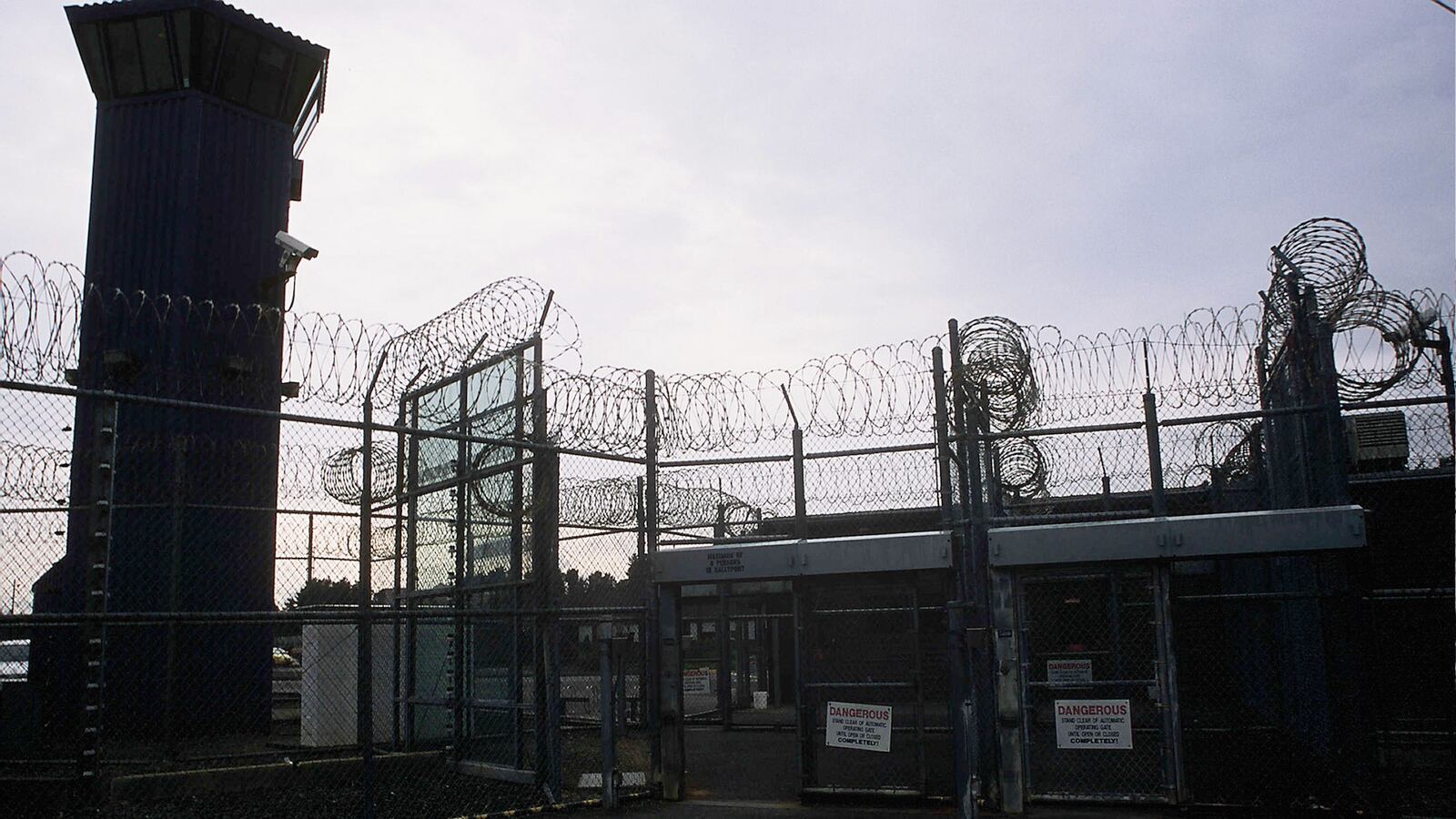 cheats/2015/09/01/cali-to-move-thousands-out-of-solitary/150801-prison-cheat_skmxdk