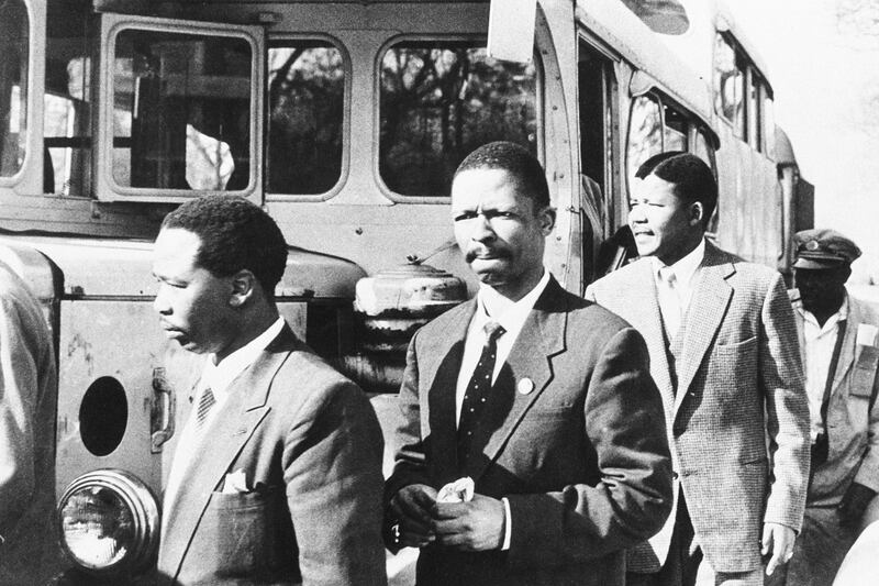 galleries/2013/12/05/nelson-mandela-s-life-in-photo/131205-mandela-13_hepnud