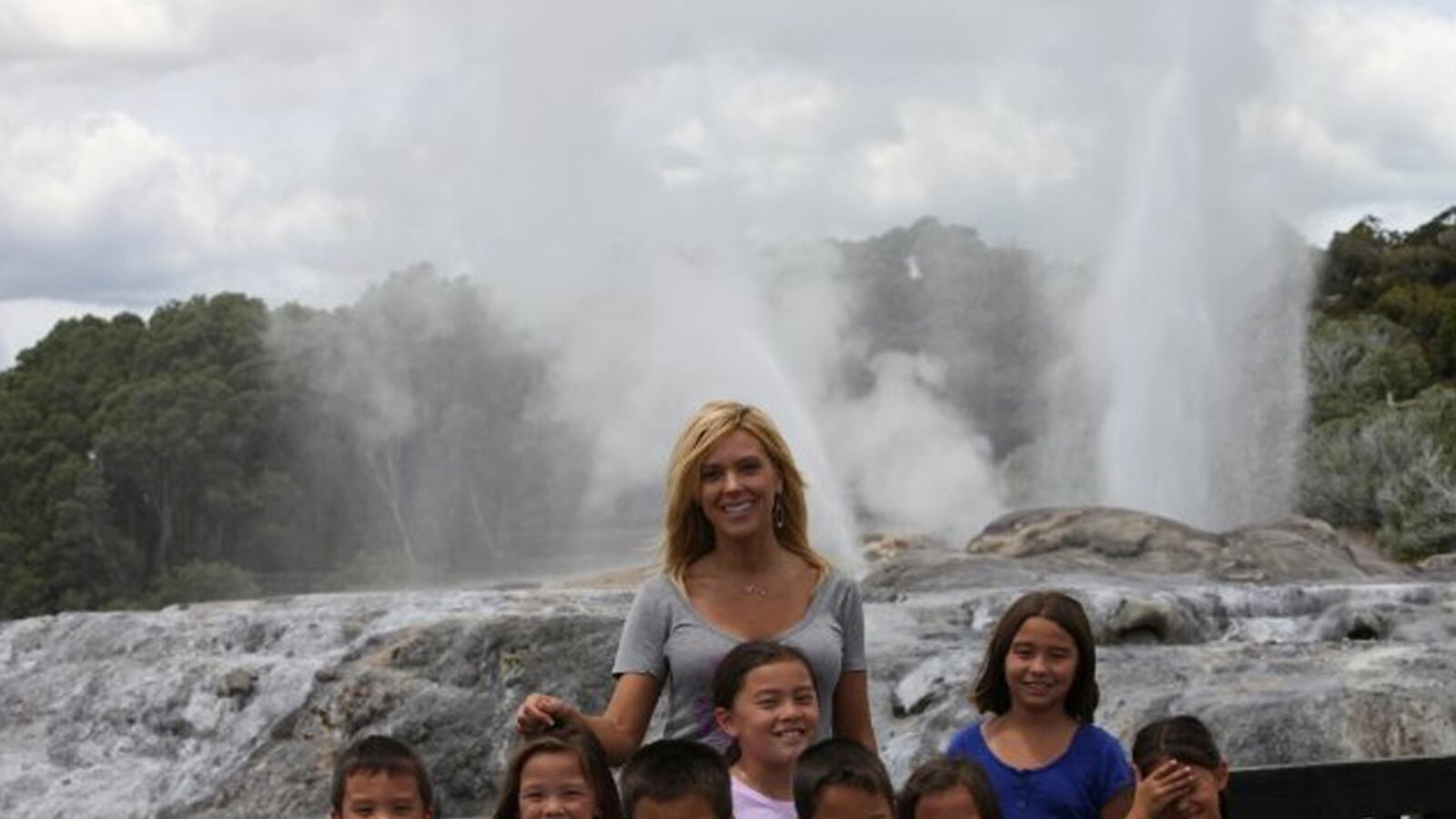 cheats/2011/08/15/kate-plus-8-canceled/kate-plus-8-cs_pb63g6