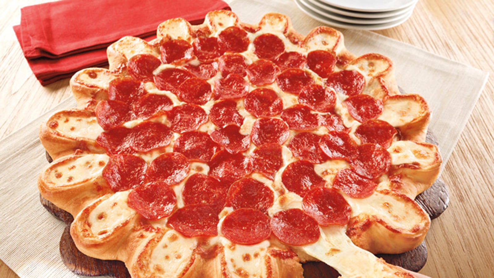 galleries/2010/09/09/unhealthy-pizza/130402-unhealthy-pizza-hut-cheesy-crust_skb51i