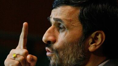 articles/2010/11/25/after-impeachment-attempt-iranian-president-mahmoud-ahmadinejad-remains-in-trouble/memarian-ahmadinejad_143751_jr4ike