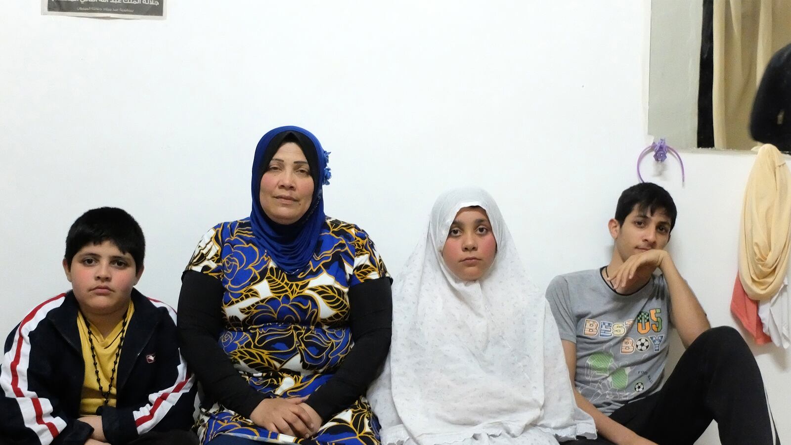 articles/2015/04/26/how-i-saved-my-kids-from-isis/150425-strochlic-kids-isis-tease_bghh45