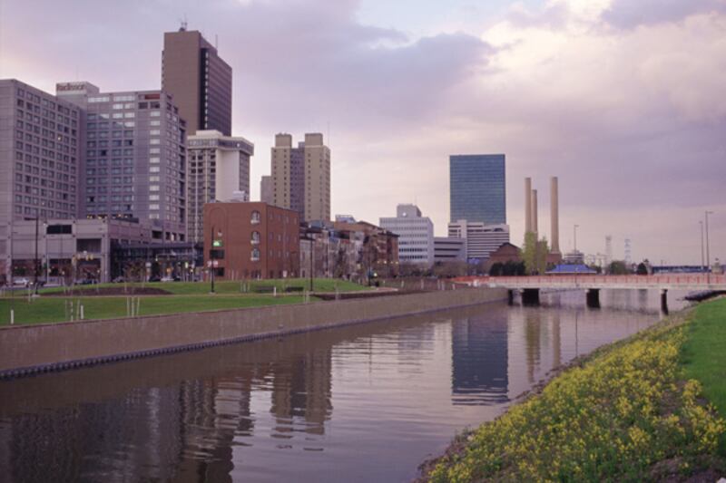 galleries/2012/07/23/best-american-cities-to-buy-a-house-from-minneapolis-to-fargo-photos/best-cities-for-house-purchase-9-toledo-oh_c94ooq