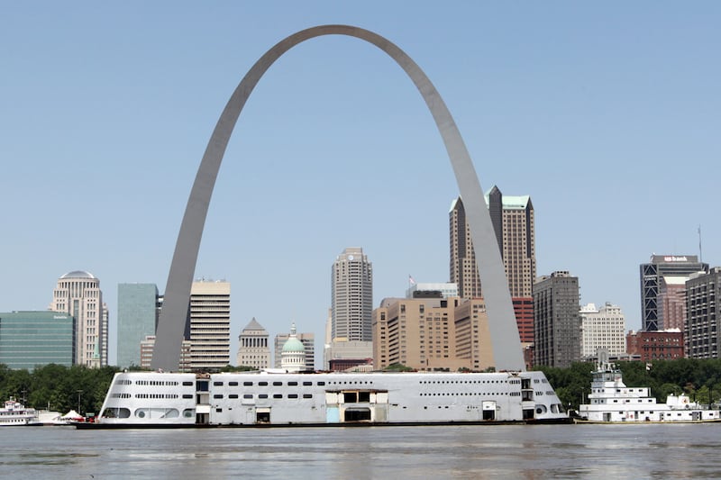 galleries/2011/07/25/hottest-cities-oklahoma-city-lubbock-atlanta/st-louise-hottest-cities_lqmeca