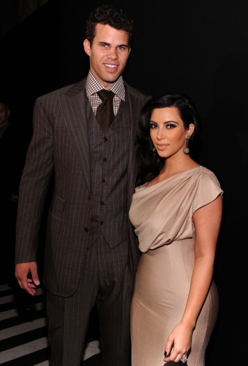 galleries/2011/10/31/kim-kardashian-kris-humphries-marriage-13-things-that-lasted-longer/longer-than-kardashian-marriage-intro_ozun5z