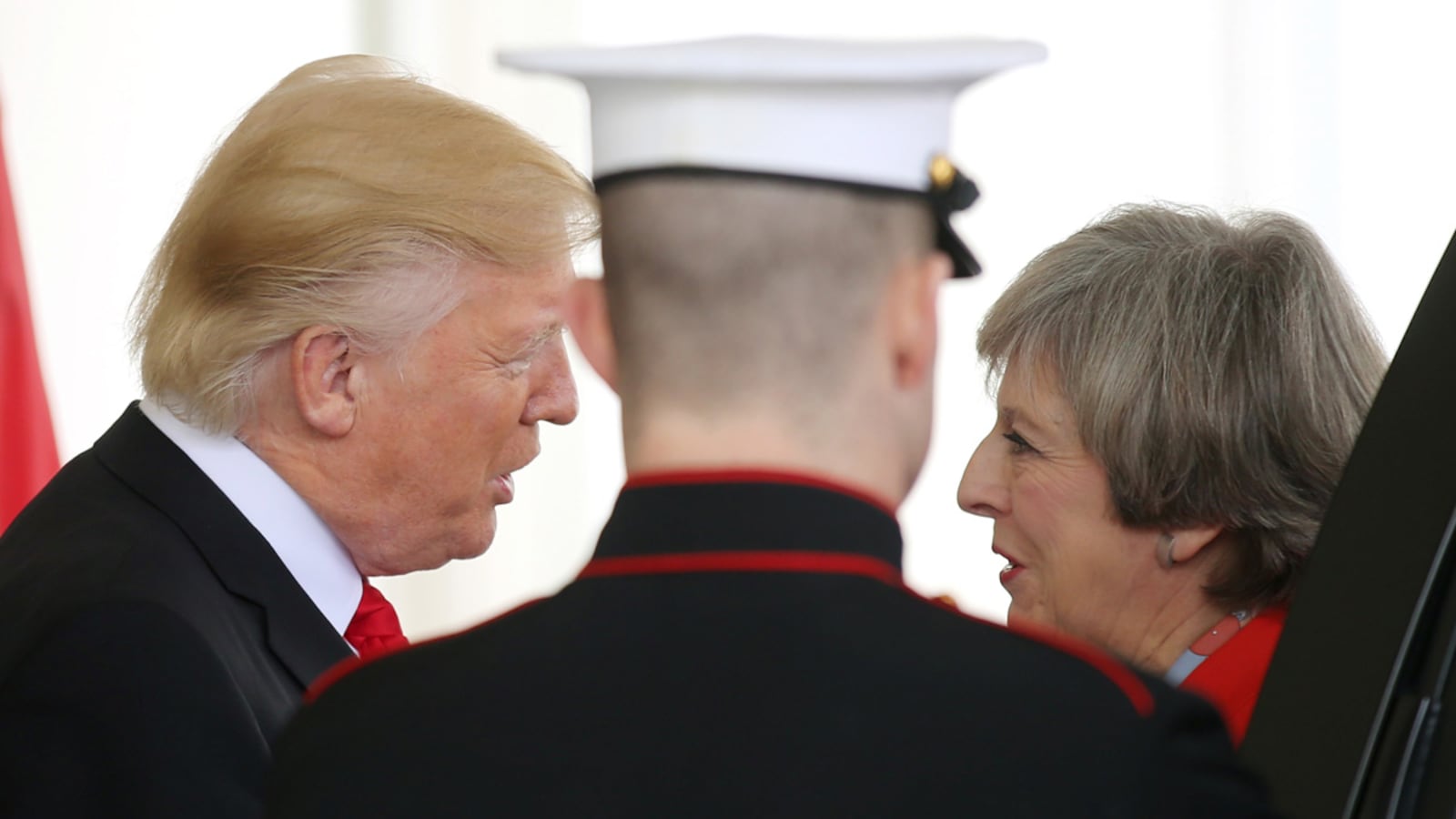 cheats/2017/01/30/petition-to-halt-trump-s-u-k-visit-passes-1-million/170130-trump-petition-britain_h1a5bl