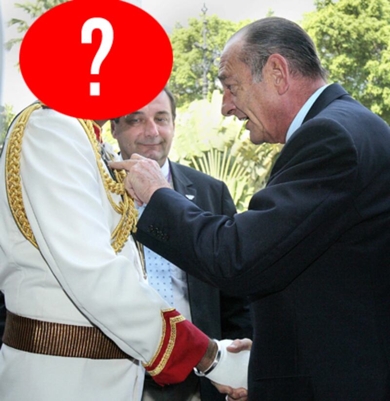 galleries/2011/03/07/gaddafi-or-hotel-doorman/gaddafi-doorman-6-question_fiyjtt