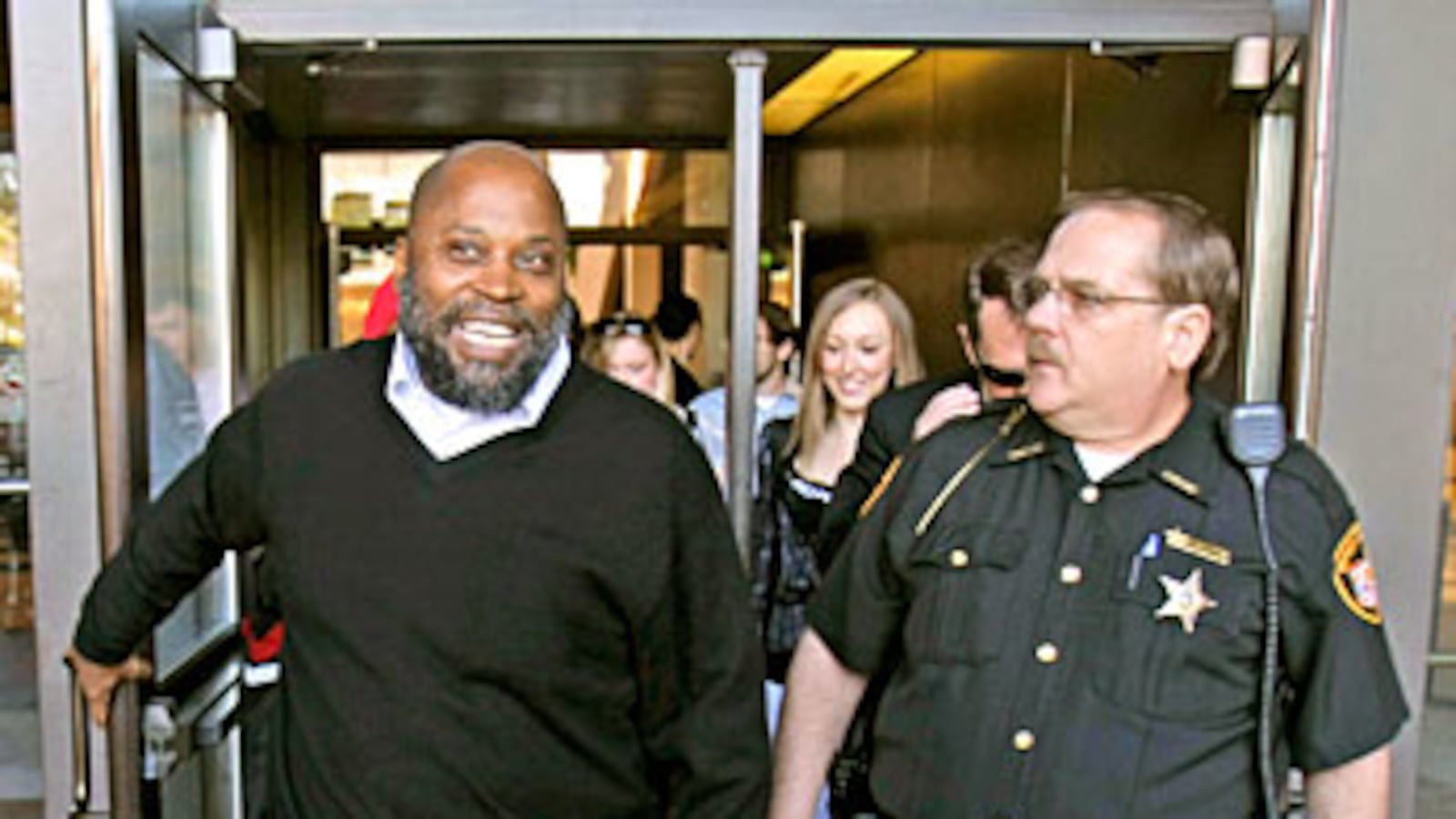 articles/2010/05/10/freeing-an-innocent-man/frazier-raymond-towler_99429_jxaflg