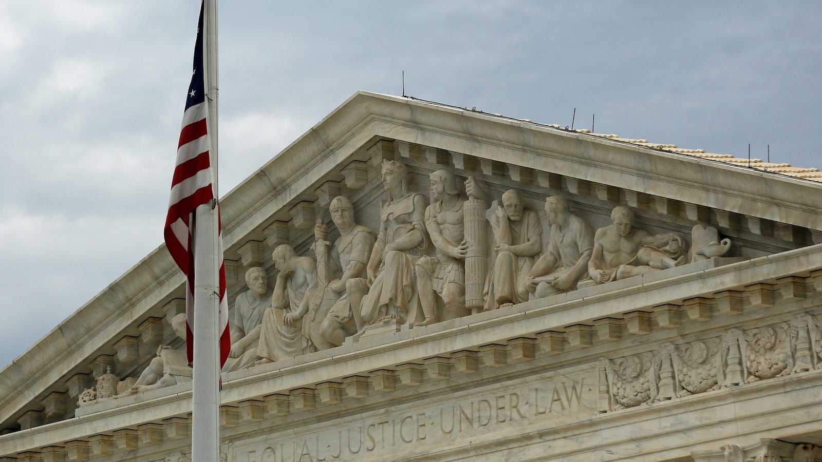 cheats/2016/01/12/scotus-fl-death-penalty-unconstitutional/160112-cheat-SCOTUS_murc9k