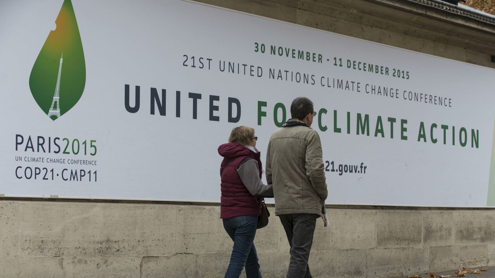 cheats/2015/11/06/france-to-tighten-borders-for-un-summit/151106-climate-change-france-border-control-cheat_mlsan6