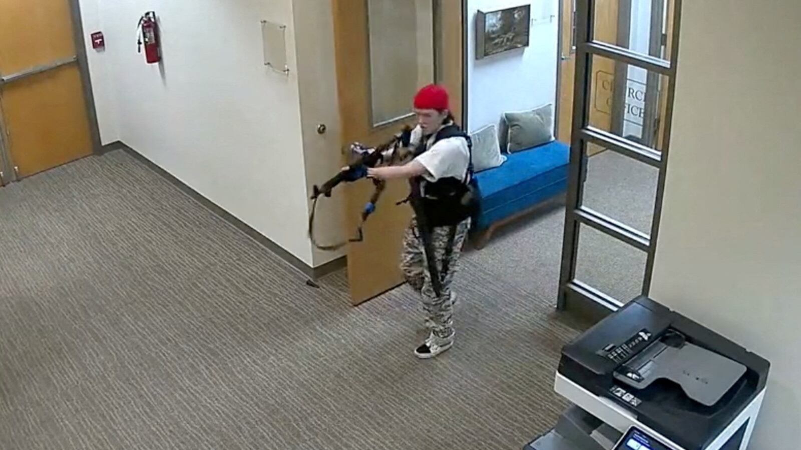 2023-03-28T053536Z_1943357598_RC2R20ADJ0SU_RTRMADP_3_TENNESSEE-SHOOTING_mjsfki