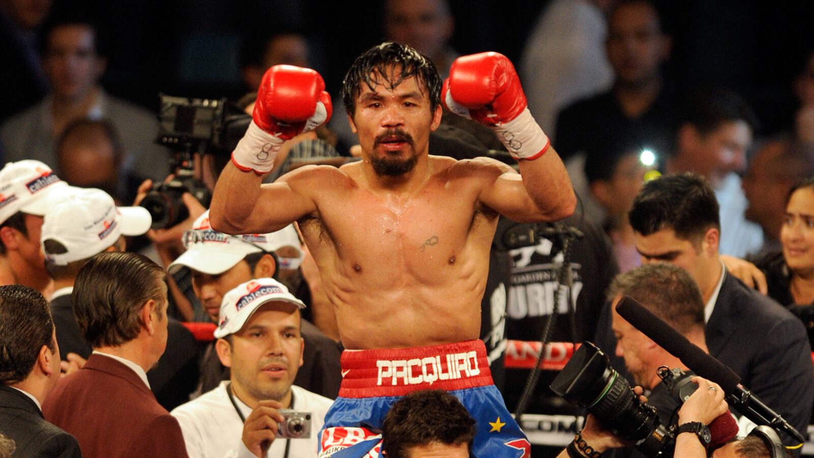 cheats/2011/11/13/pacquiao-keeps-welterweight-title/pacquiao-wins-welterweight-title-cs_nbg63k