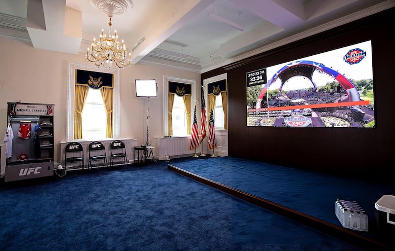 white house locker room