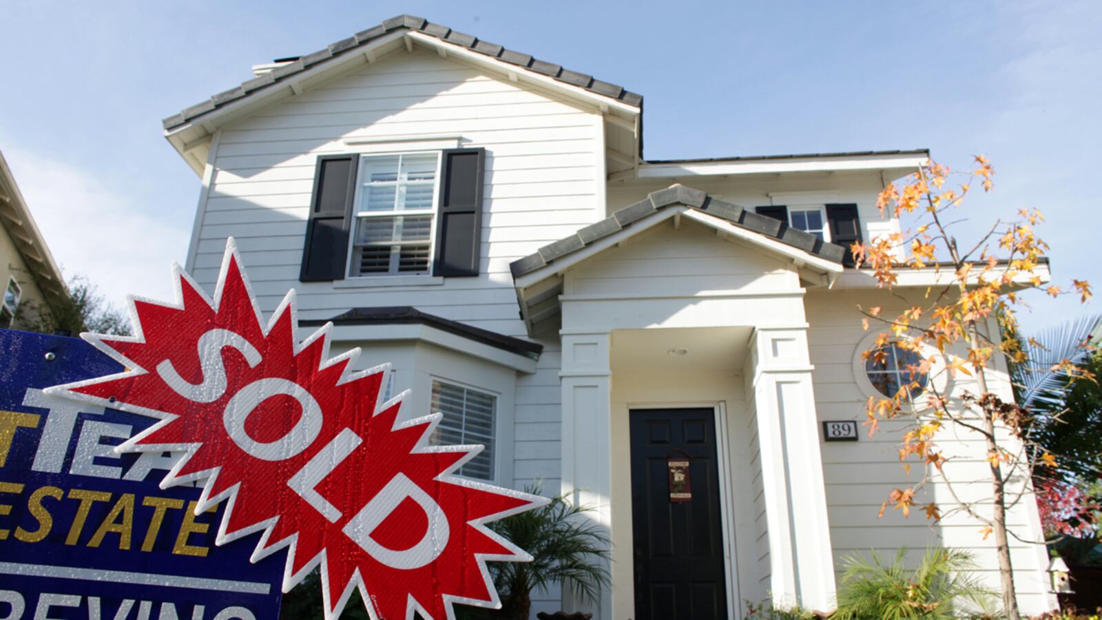 cheats/2011/10/26/home-sales-jump-in-september/usa-housing-sales-cs_hv28sb