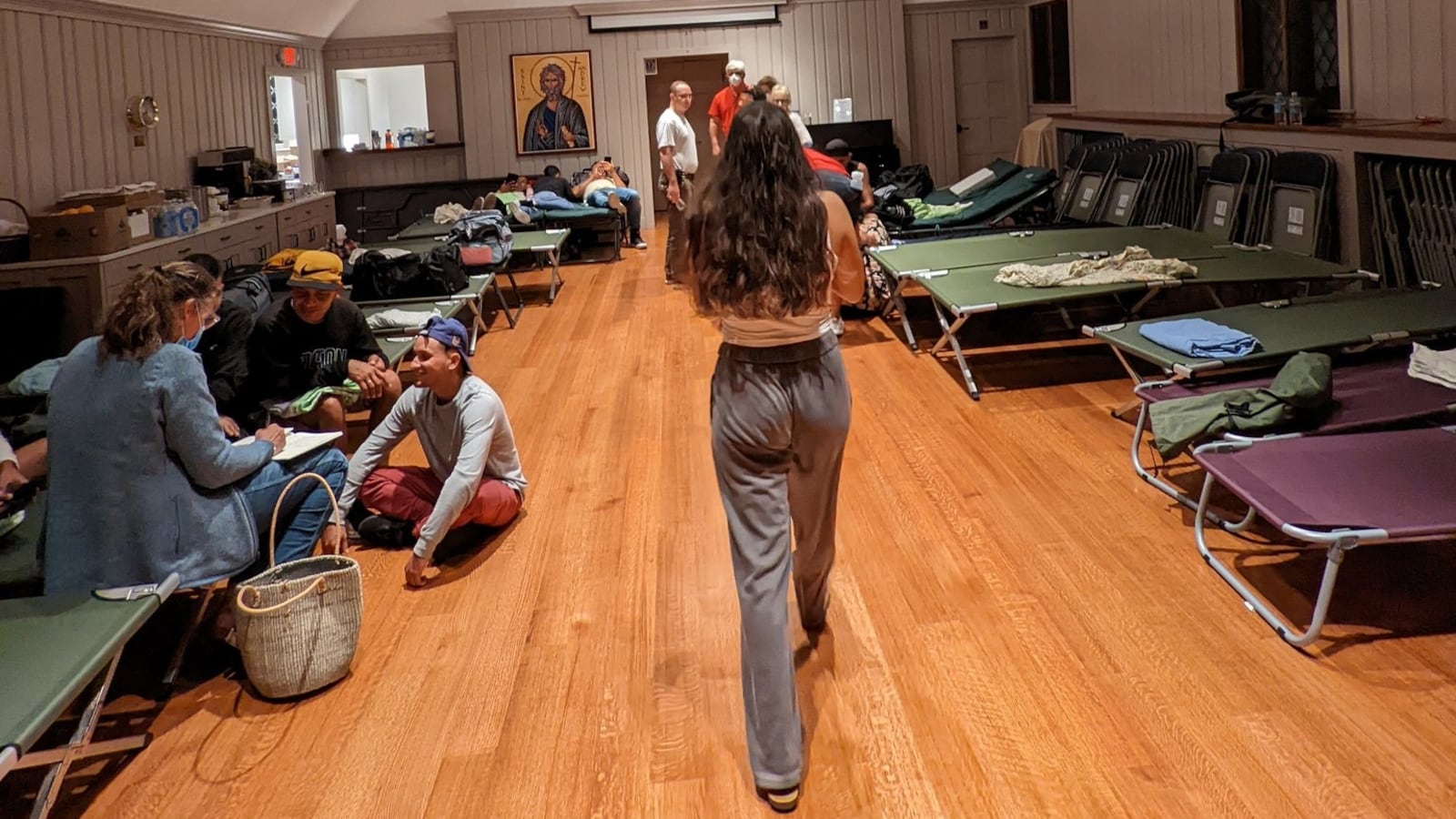 FcqOVpDXkAArhgR_pyfdkr