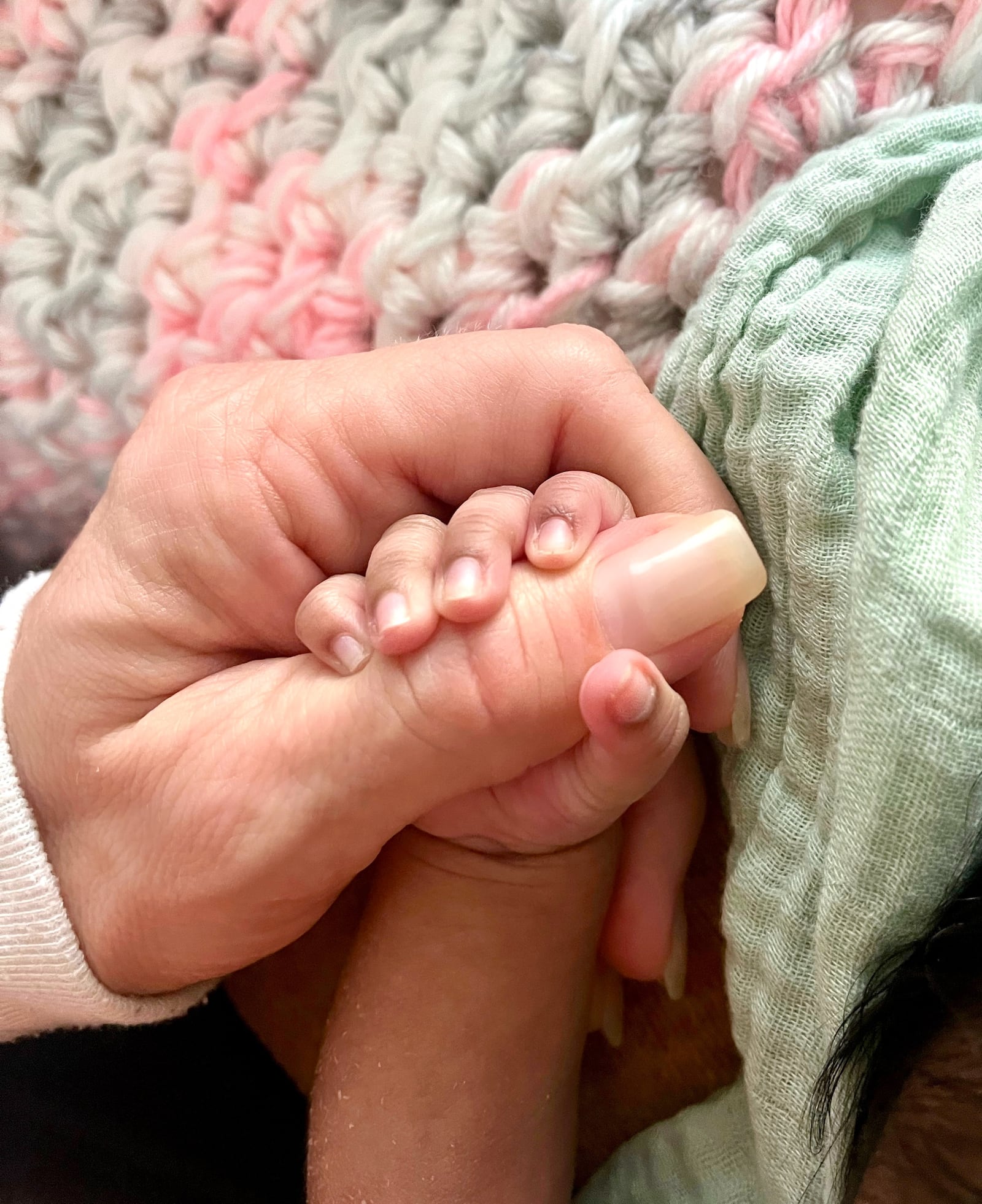 Tiffany Score gave birth to a healthy baby girl.