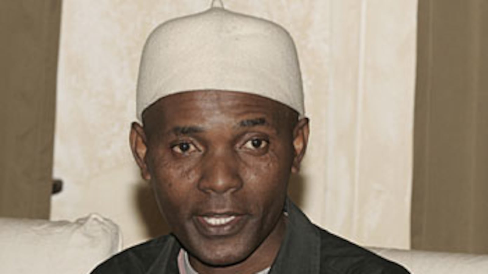 articles/2009/02/05/the-pirate-whisperer/assael-pirate-whisperer_13063_nkie66