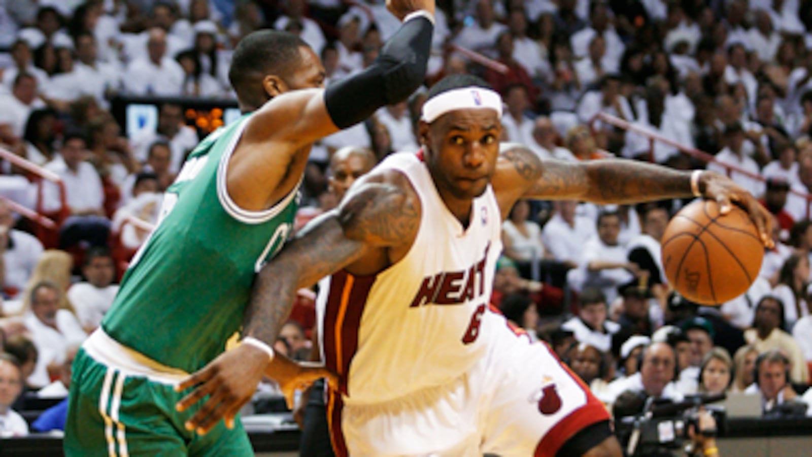 articles/2011/06/01/lebron-james-vindication-buzz-bissinger-on-the-miami-stars-superb-playoffs-performance/bissinger-lebron-james_184661_npopx0