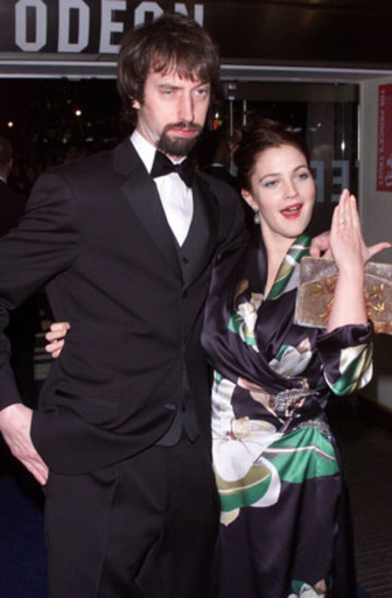 galleries/2009/09/29/roller-girl/drew-barrymore-16_nxesrs