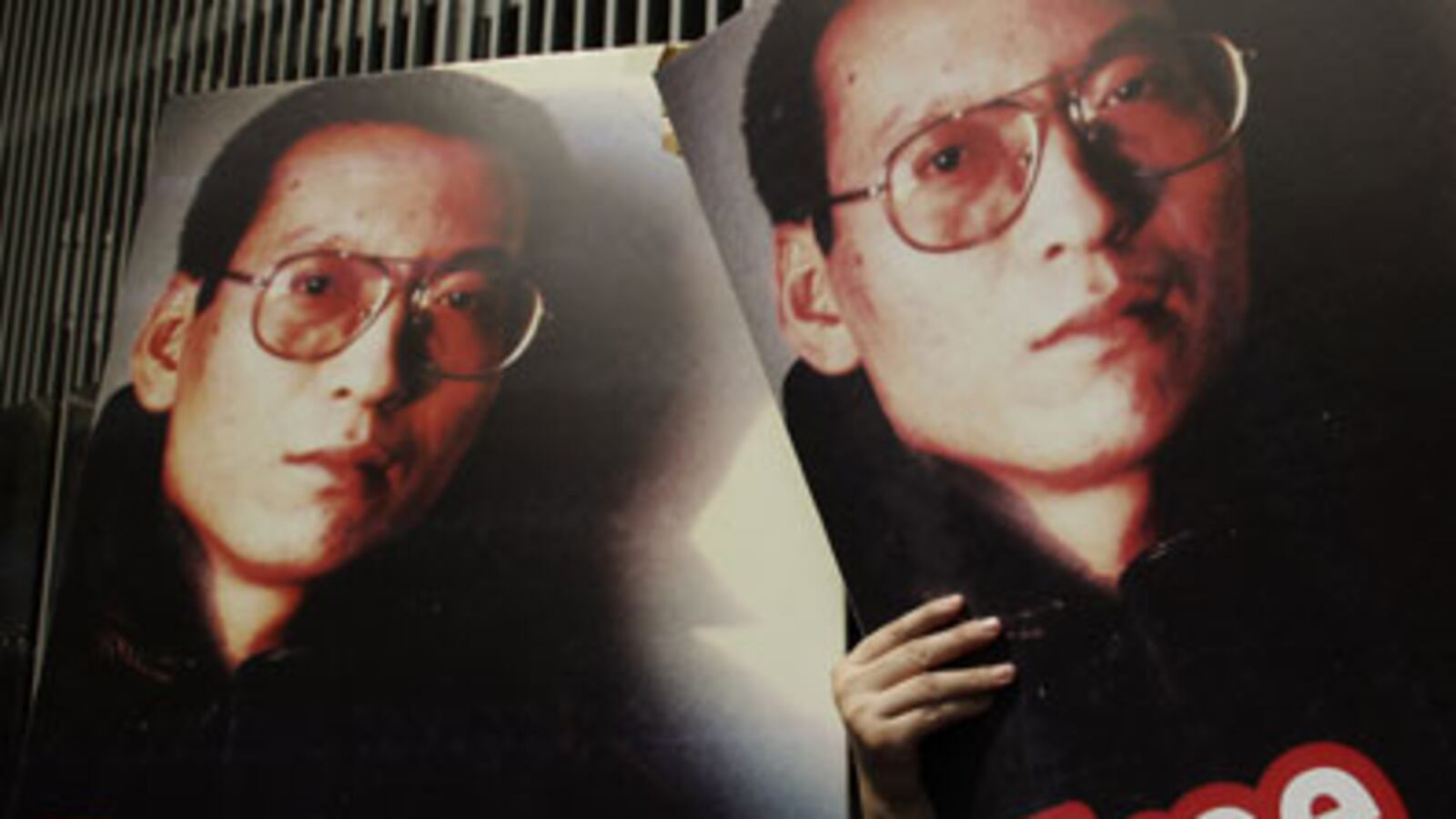 cheats/2009/12/25/chinese-dissident-sentenced-to-11-years/china-dissident_nbh8vx
