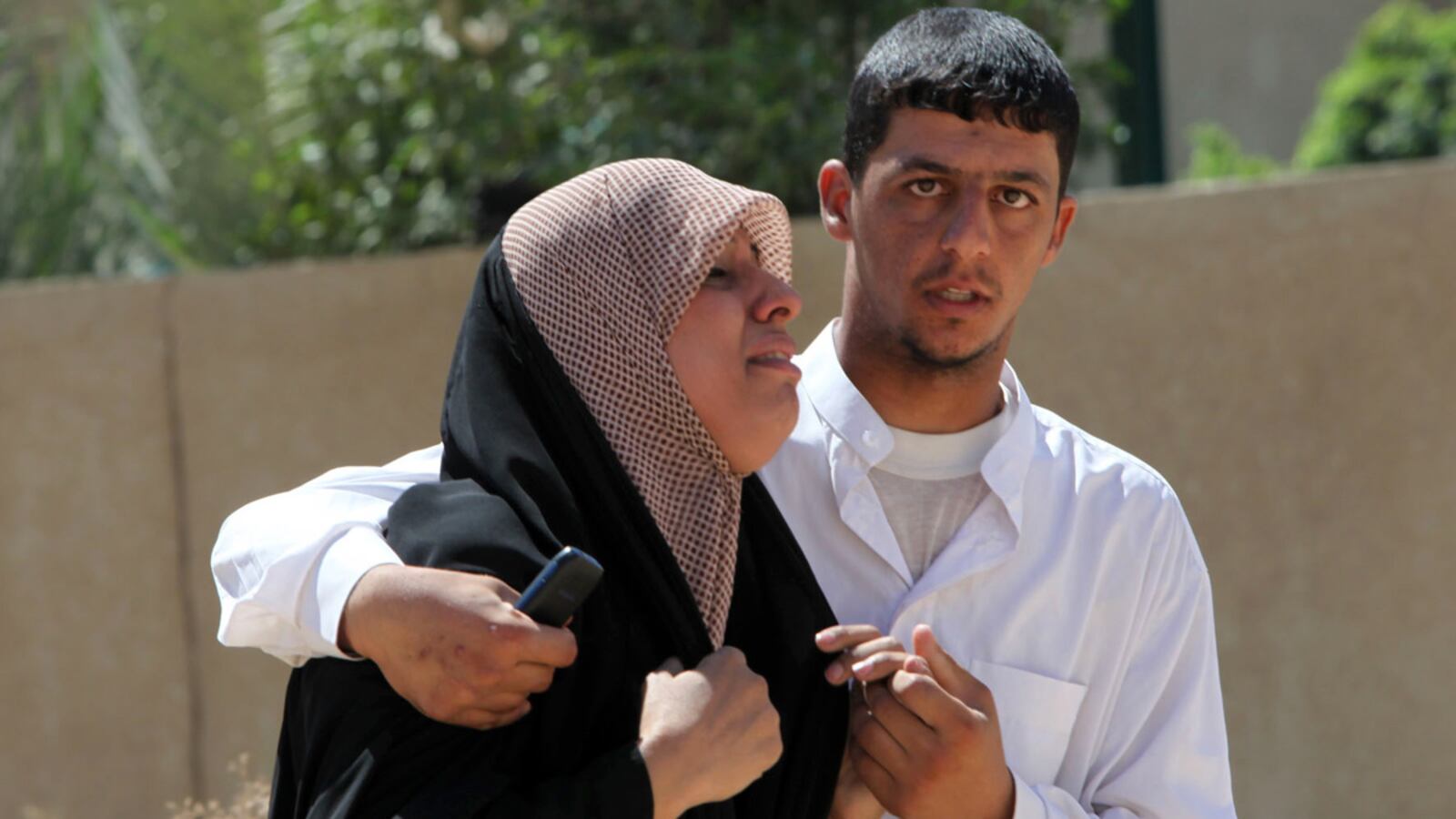 cheats/2011/09/18/a-million-iraqis-widowed-during-war/iraq-widows-cs_lanxfw