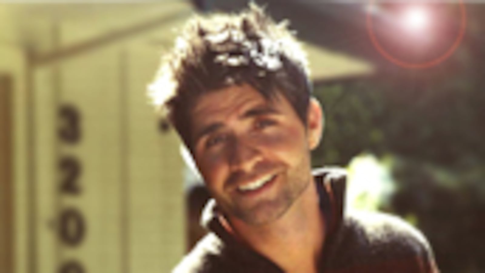 articles/2011/01/13/confessions-of-a-hollywood-escort-paris-hiltons-lateness-casey-afflecks-freakout/hod-celebrity-escort---chris_yyftke