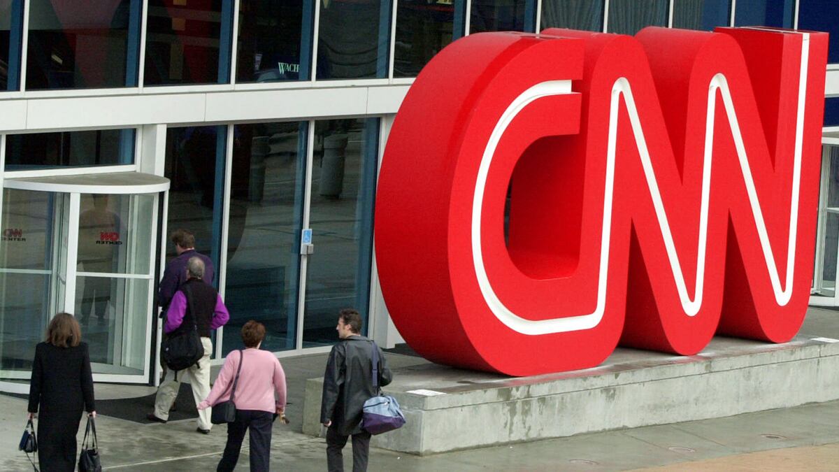 cheats/2012/11/02/cnn-gets-chemical-bomb-threat/cnn-bomb-scare-hq-cheat_urqr9c